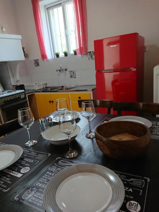 1935 Home Lilaia ภายนอก รูปภาพ