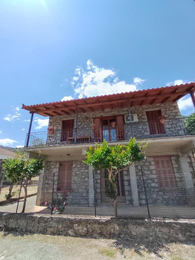 1935 Home Lilaia ภายนอก รูปภาพ
